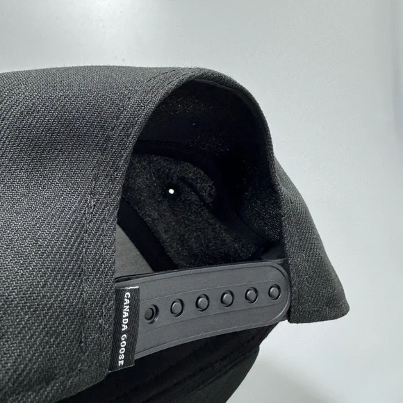 Canada Goose Arctic Disc Snapback Cap Hat Black